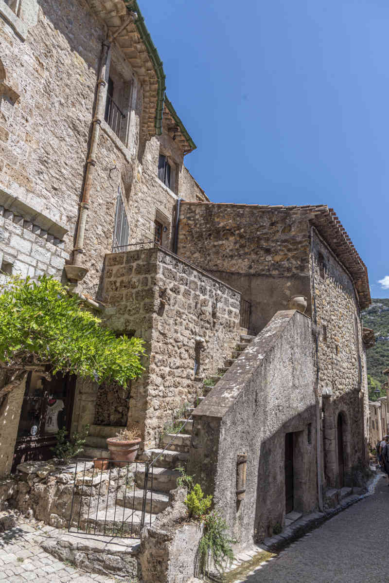 Francia - Saint-Guilhem-le-Désert 030.jpg
